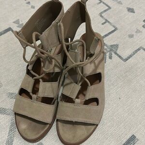 Steve Madden block heel suede lace up sandals